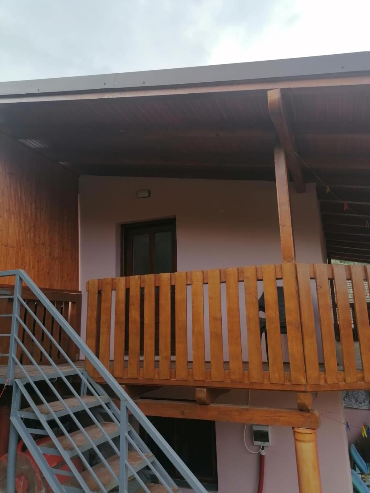 La Casuta Villa Dubova Ngoại thất bức ảnh